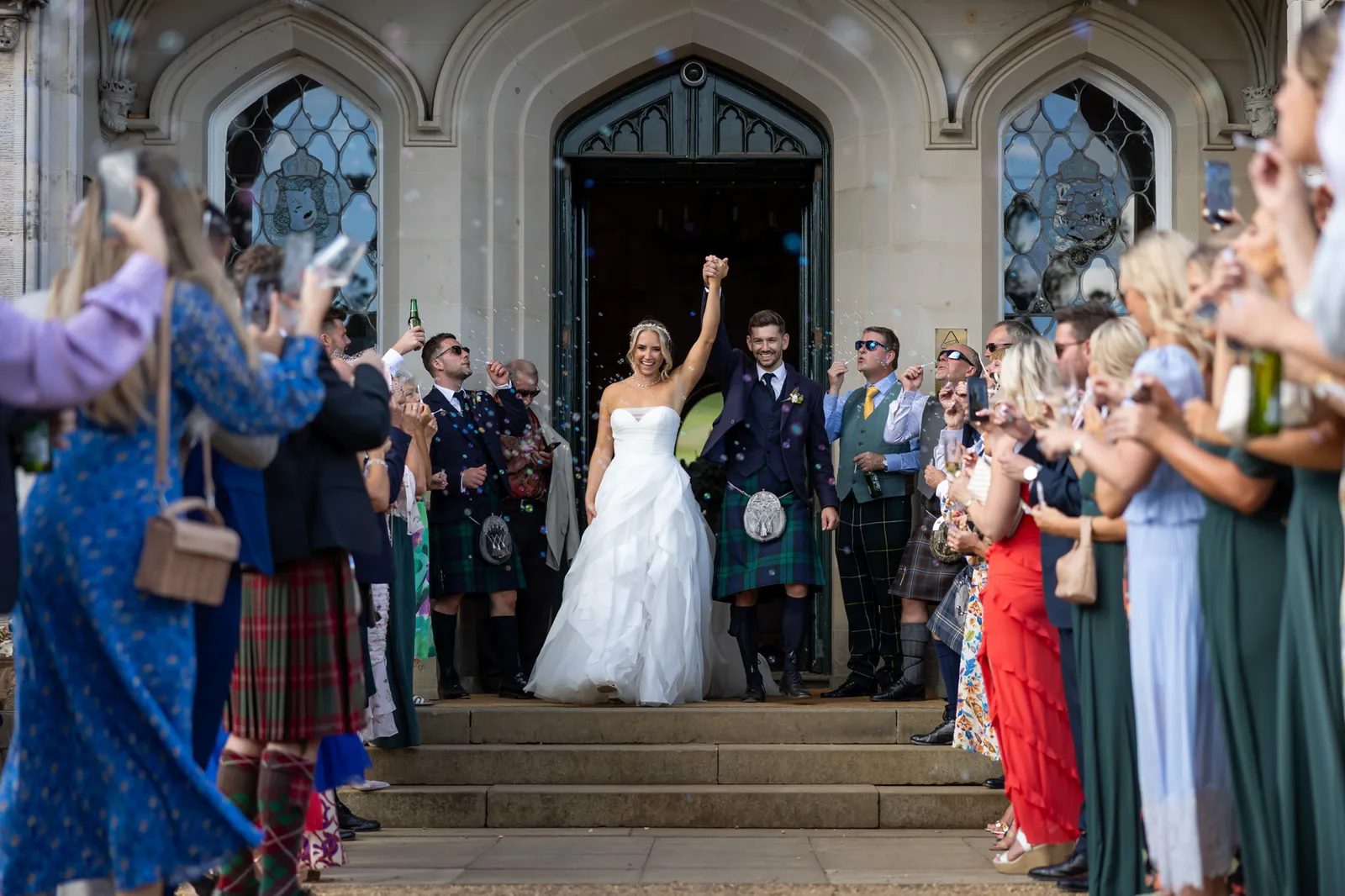 wedding couple photo edinubrgh dundas castle
